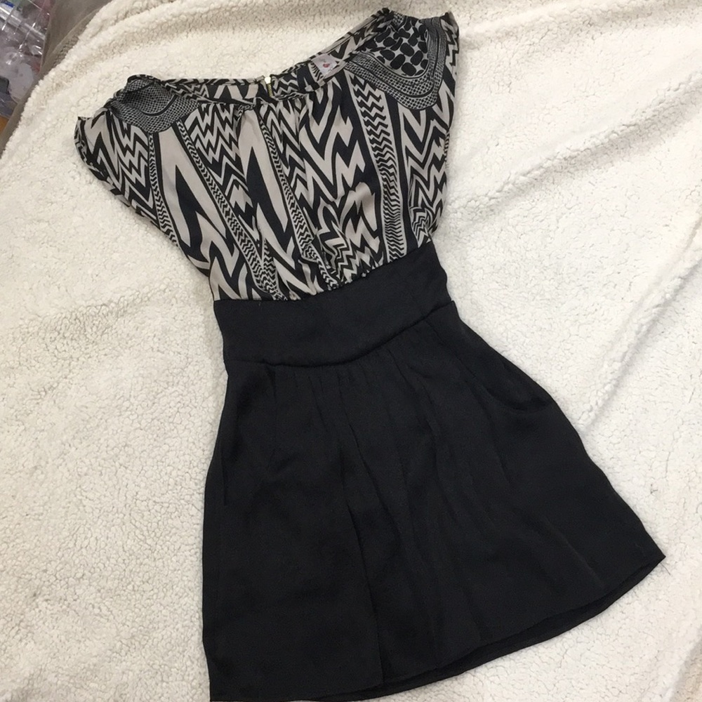 5th Culture Mini Dress w/ Pockets